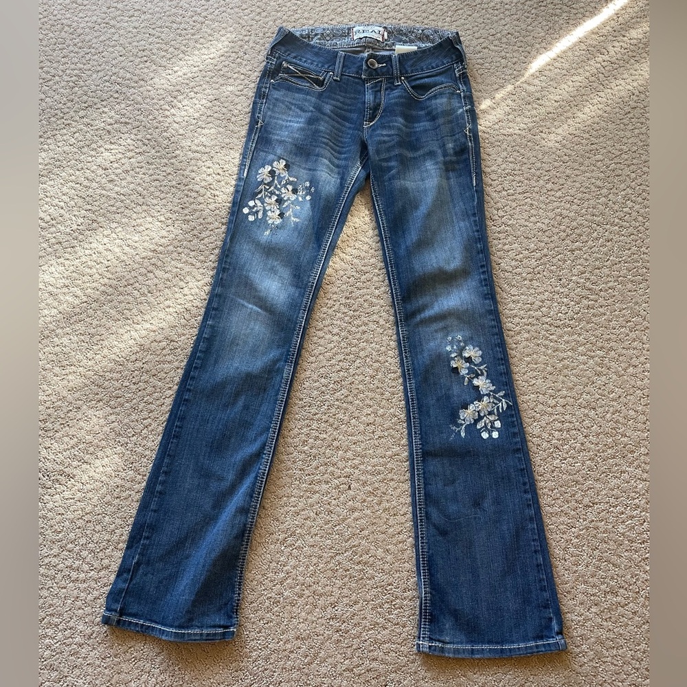 ARIAT floral embroidered boot cut western jeans 26 LONG